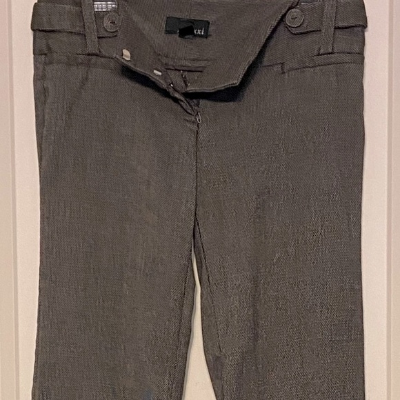 𝅺xxi Sz-1 Junior’s very cool pants w/some “natural”distressing from lotsa 🥰 🤎 - Picture 8 of 16